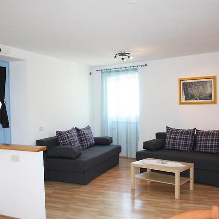 Apartment Nirvana فيرسار المظهر الخارجي الصورة